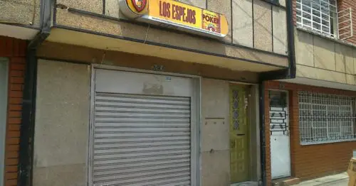 LOS ESPEJOS LOS ESPEJOS